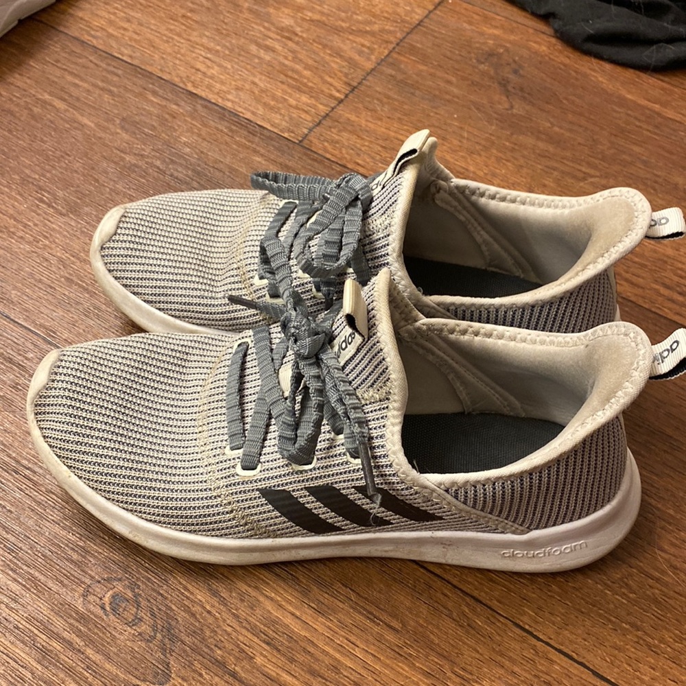 Adidas cloud foam